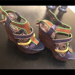 Jessica Simpson wedges sz.8.5